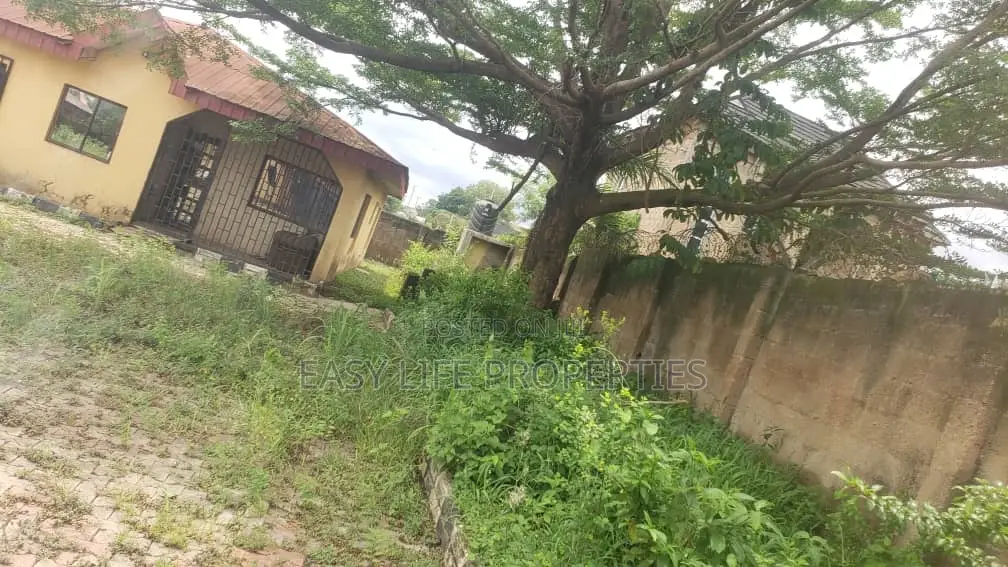 3bdrm Bungalow in Soka for sale in Soka