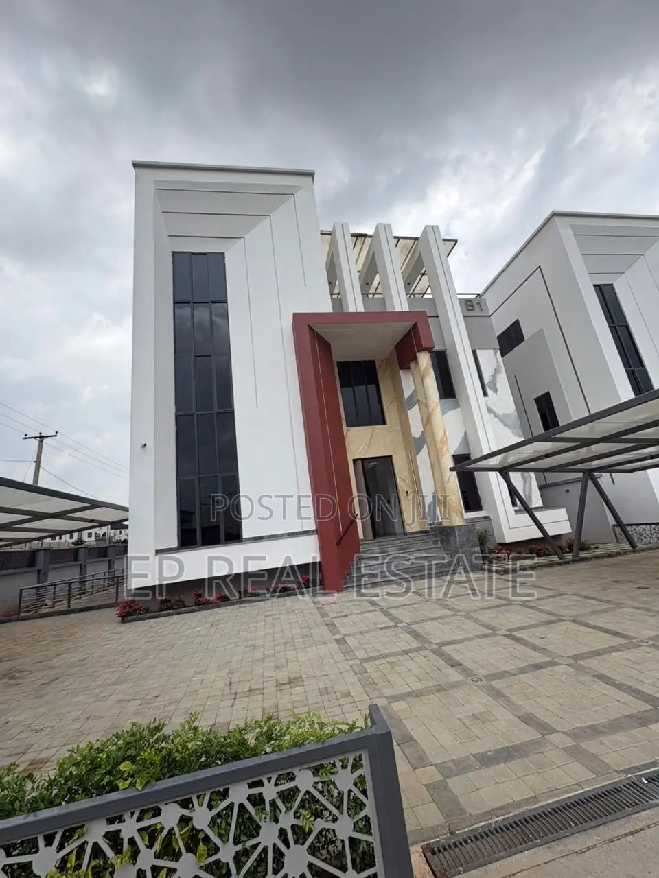 4bdrm Duplex in Guzape District for sale in Guzape District