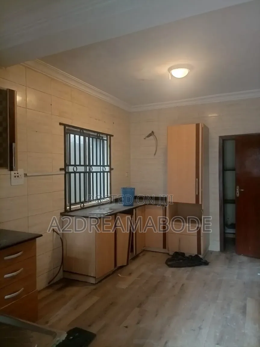 2bdrm Duplex in Magodo Phase 2 for rent in GRA Phase 2 Shangisha