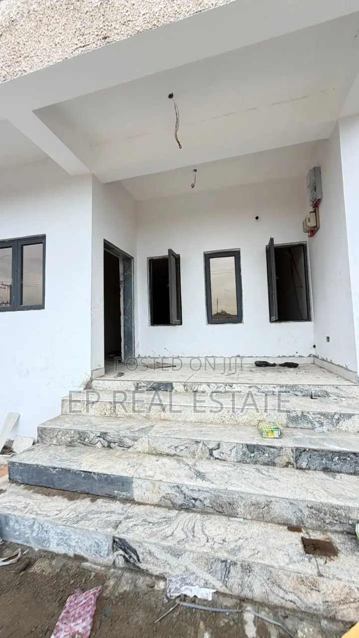 4bdrm House in Kaura for sale in Kaura