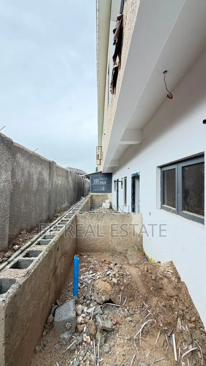 4bdrm House in Kaura for sale in Kaura