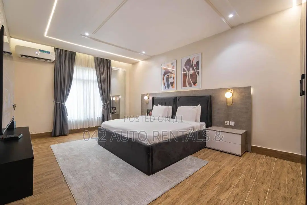 Multiple Units of 3 Bedrooms in Lekki Phase 1
