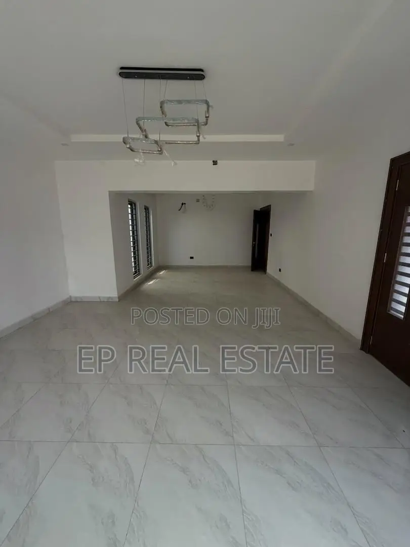 5bdrm Duplex in Katampe Extension for sale in Katampe Extension