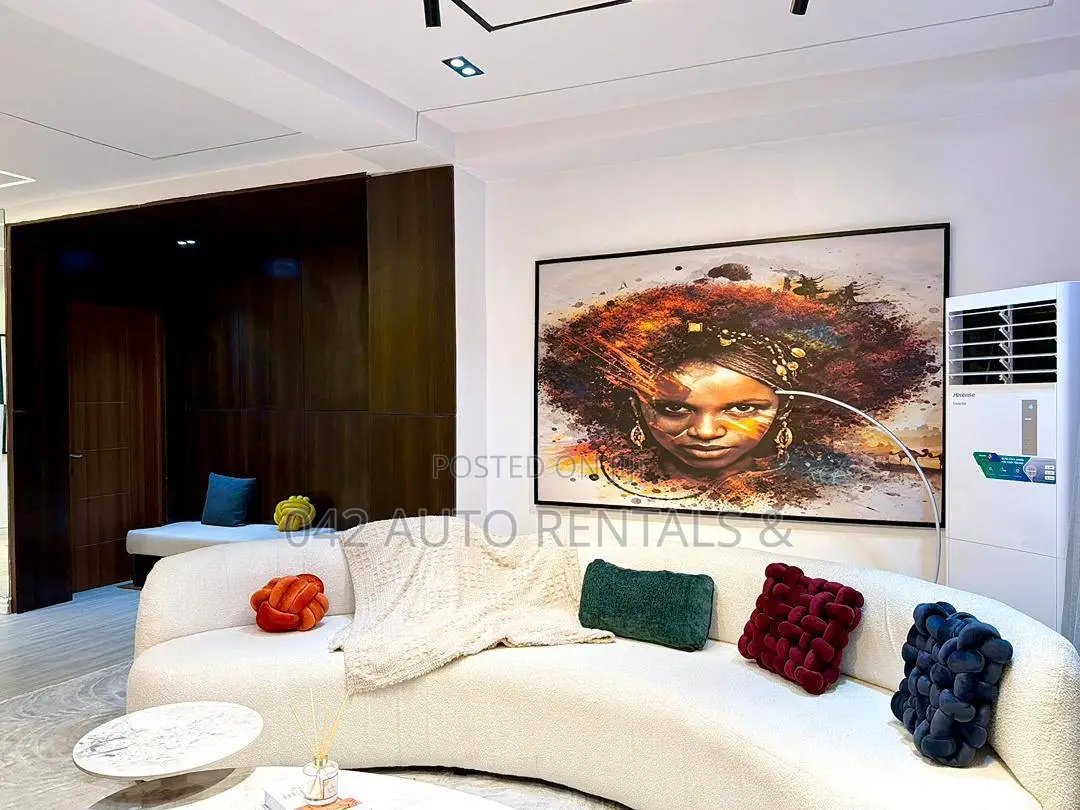 A Brand New Luxury 2 Bedroom in Lekki Phase 1