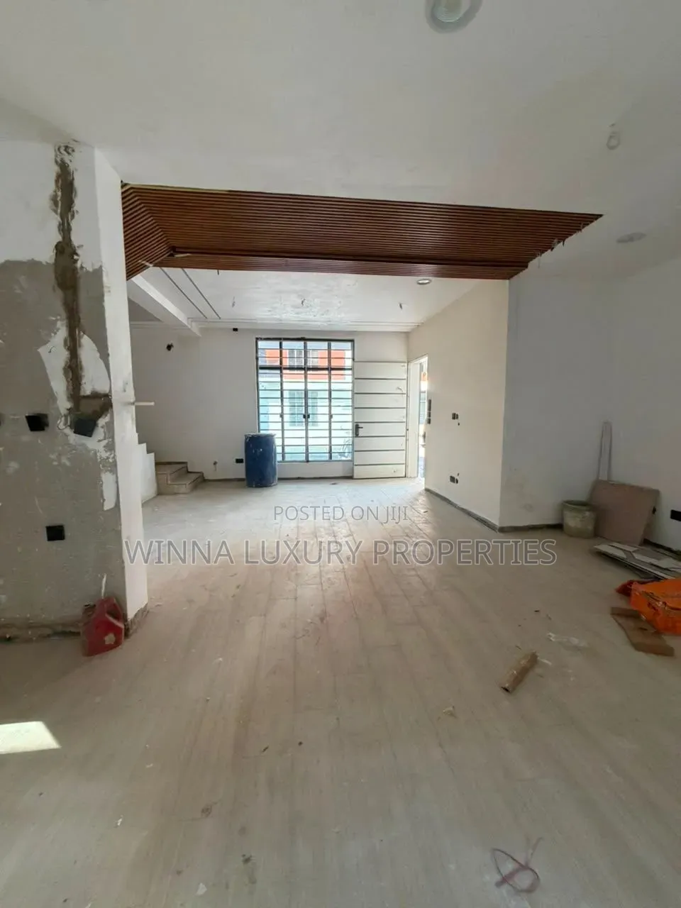 4bdrm Townhouse/Terrace in Utako for sale in Utako