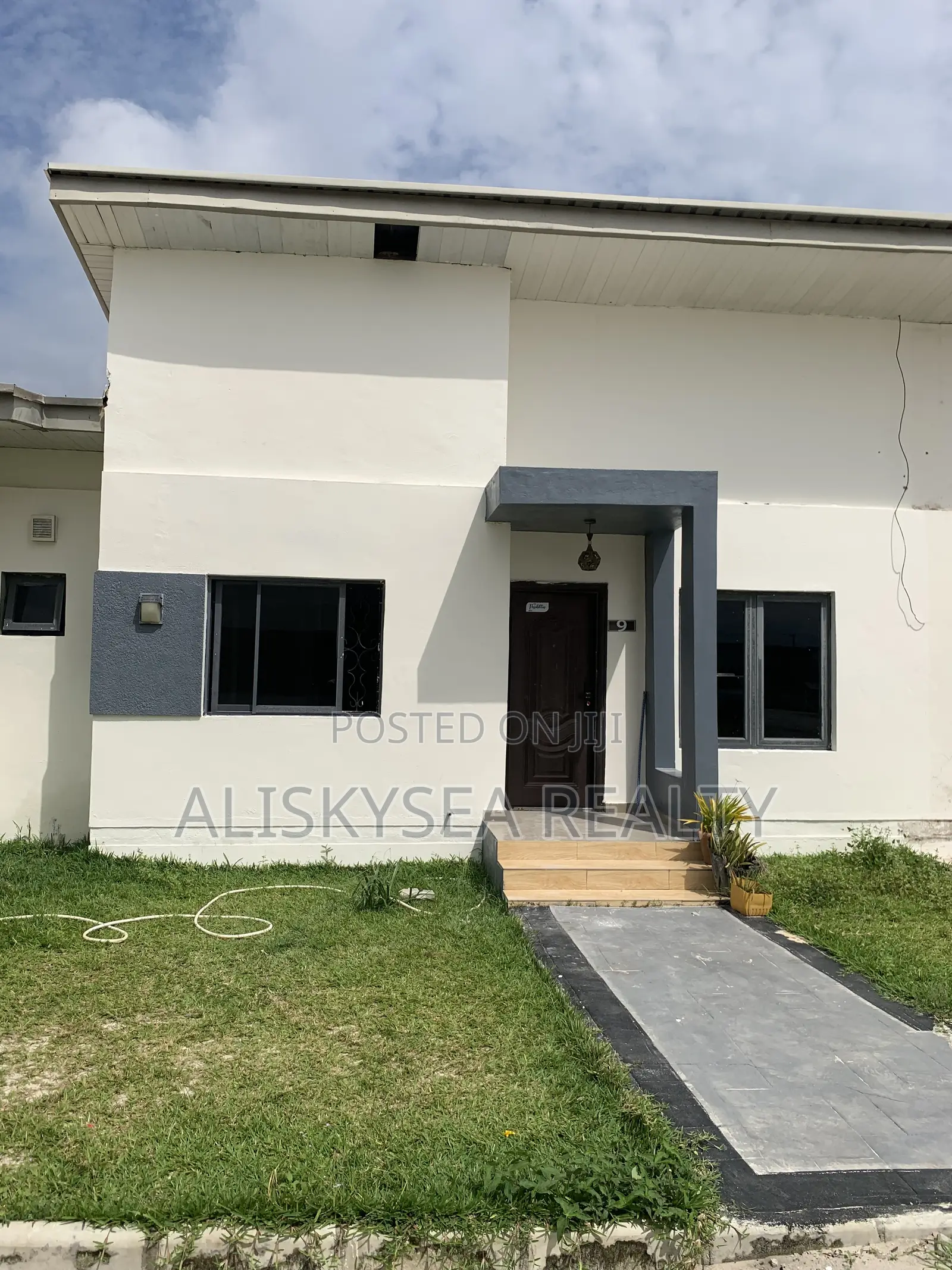 3bdrm Apartment in Beechwood Park, Lakowe for rent in Lakowe