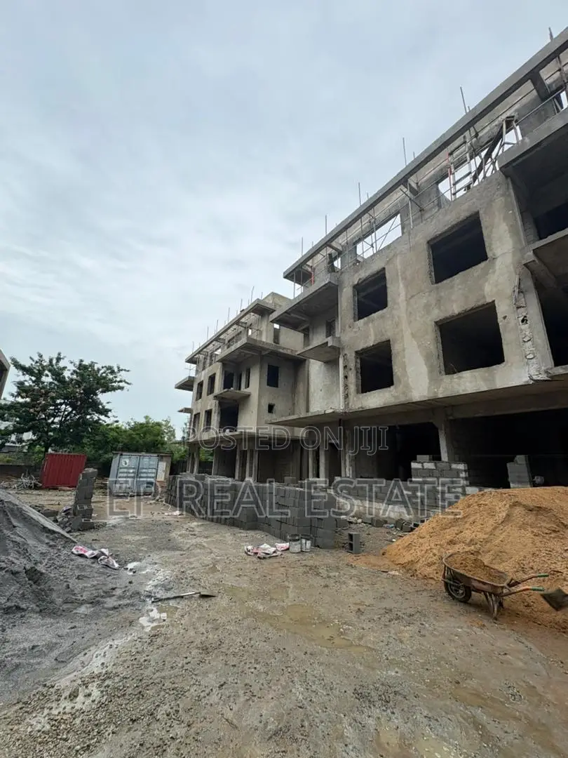 6bdrm Duplex in Jabi for sale in Jabi