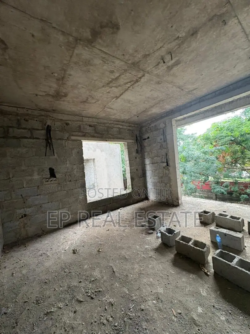 6bdrm Duplex in Jabi for sale in Jabi