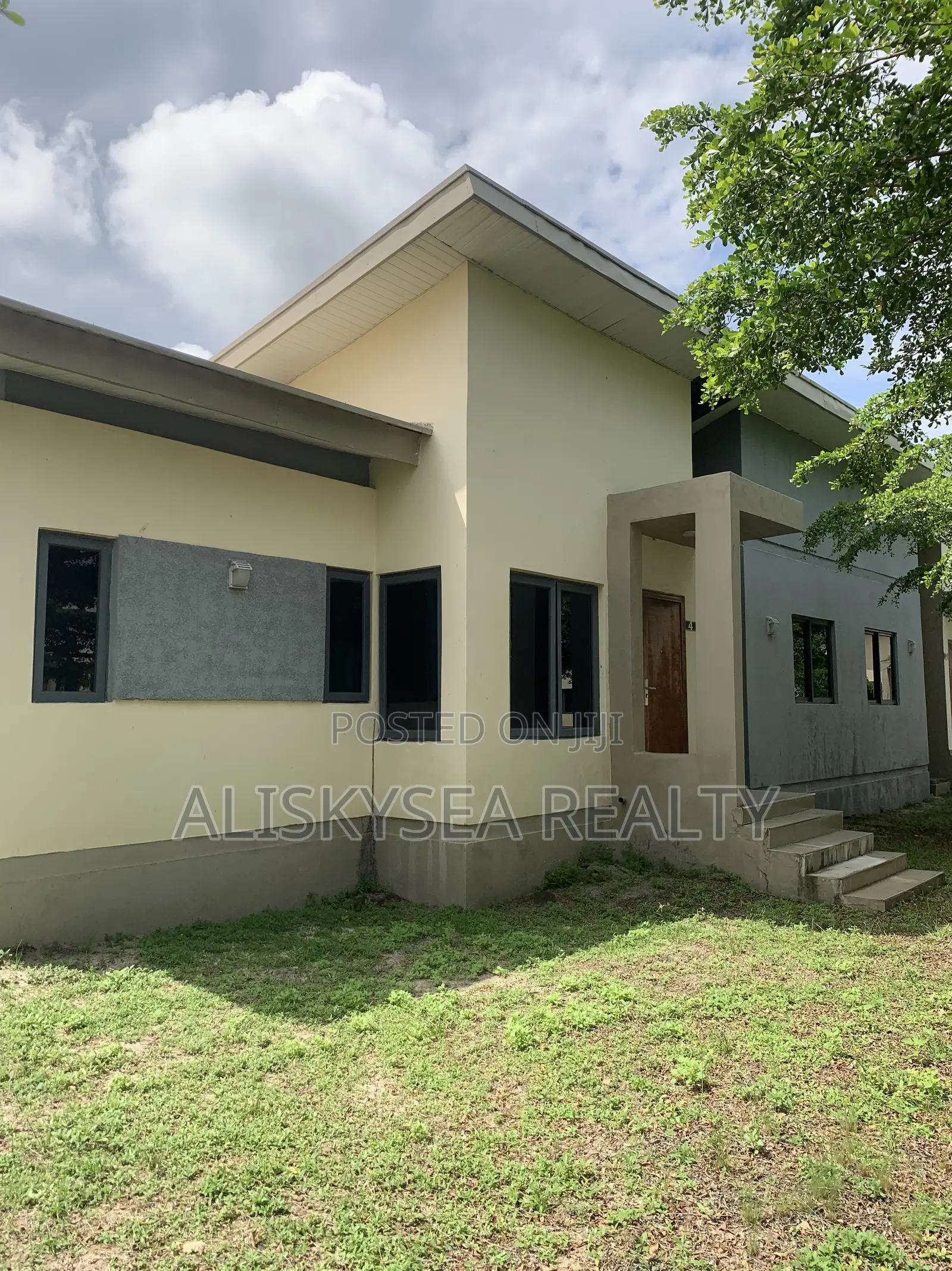 3bdrm House in Beechwood Park, Lakowe for sale in Lakowe