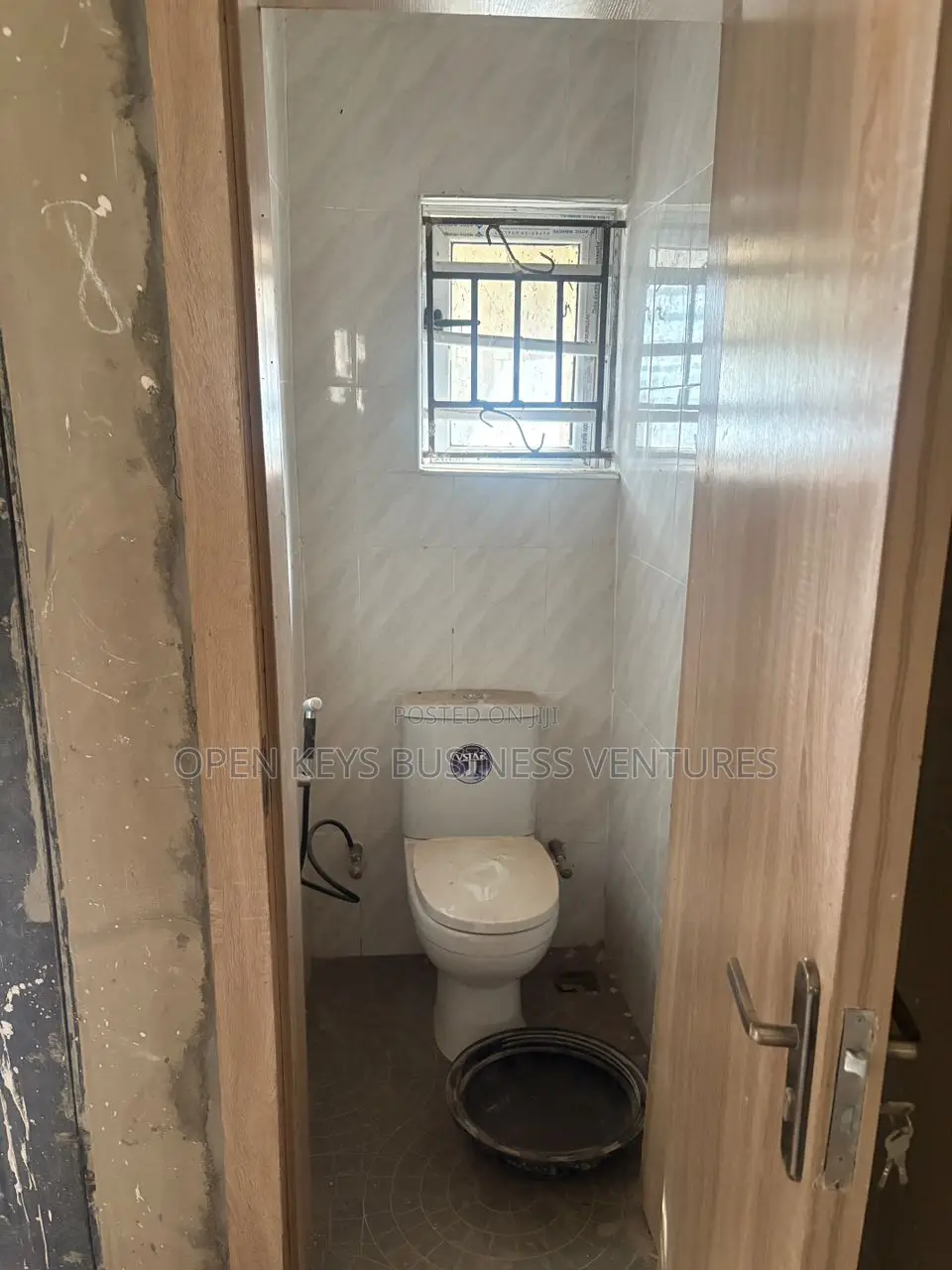 3bdrm Bungalow in Behind Butoal, Omi Adio for sale in Omi Adio