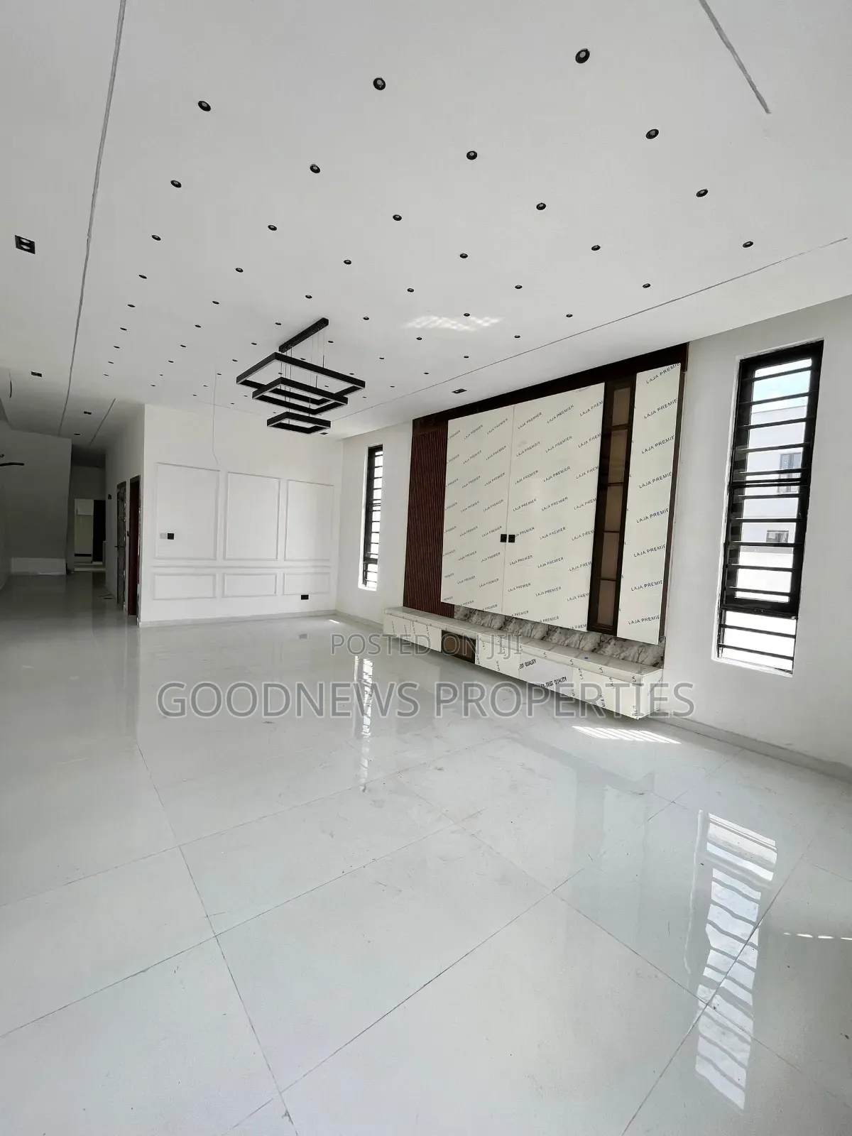 5bdrm Duplex in Ajah Lekki Lagos, Thomas Estate for sale in Thomas Estate