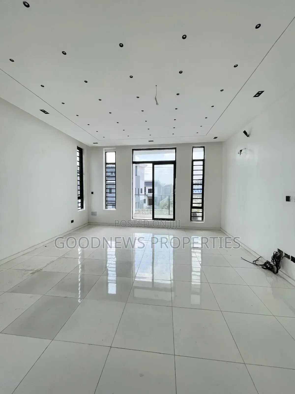 5bdrm Duplex in Ajah Lekki Lagos, Thomas Estate for sale in Thomas Estate
