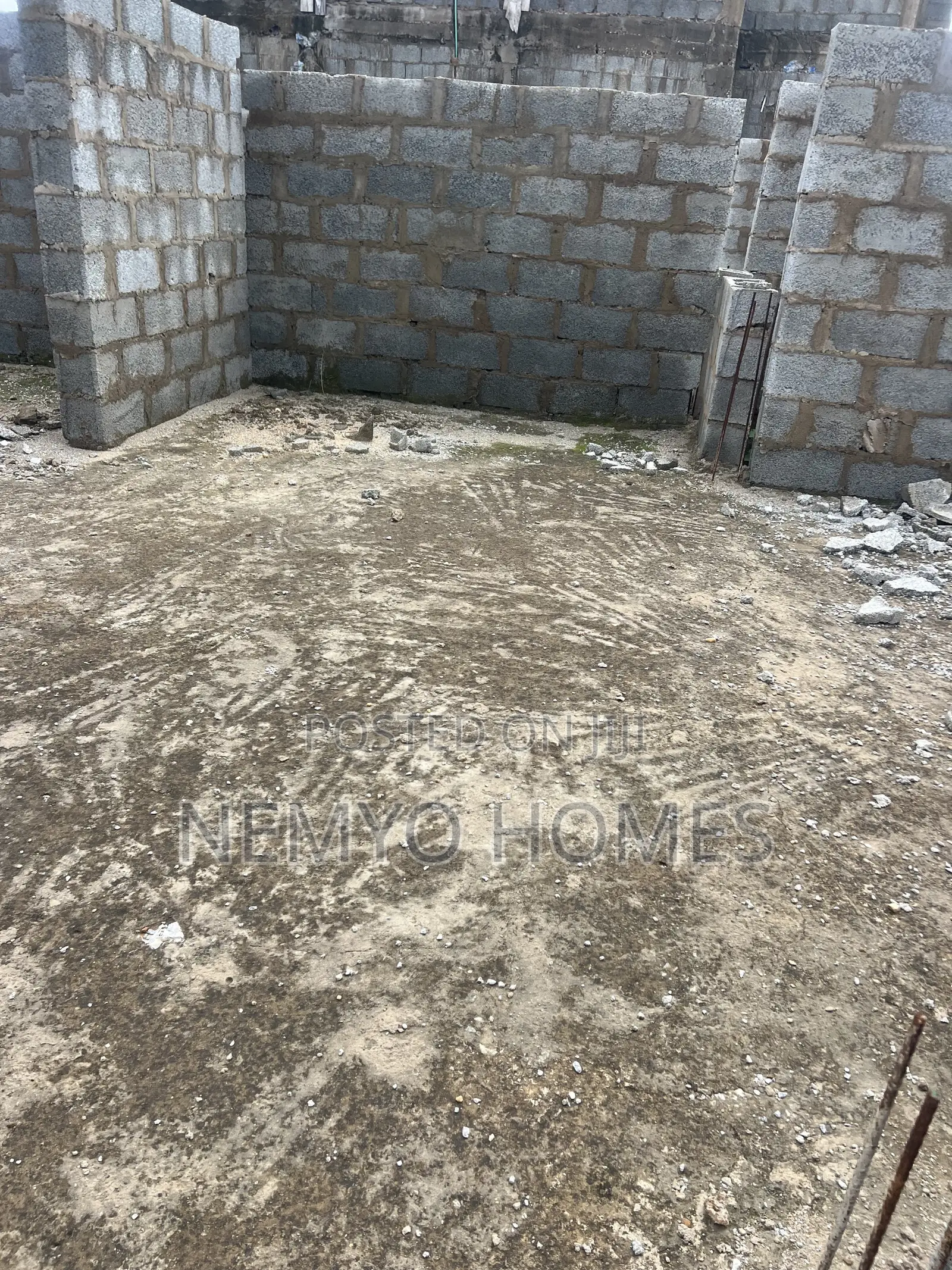4bdrm Duplex in Lugbe for sale in Sabon Lugbe