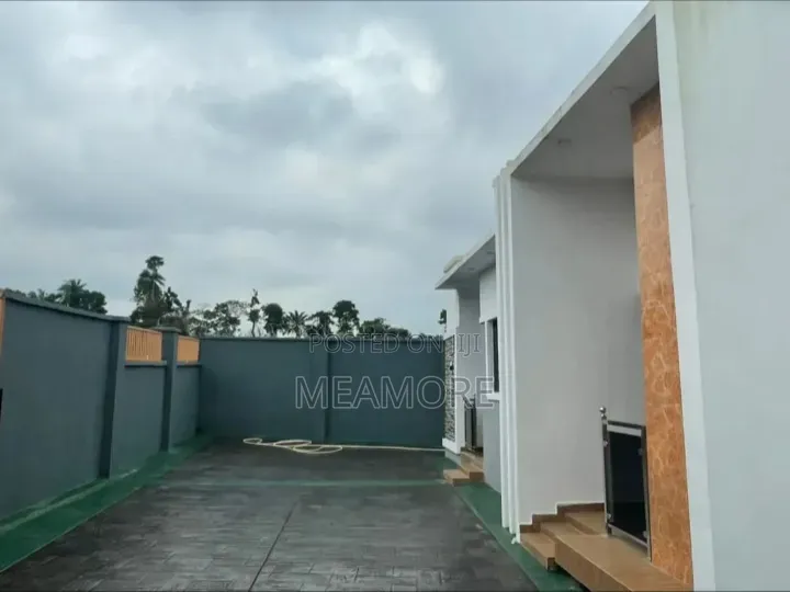 1bdrm Apartment in Iragunshi Epe for rent in Epe