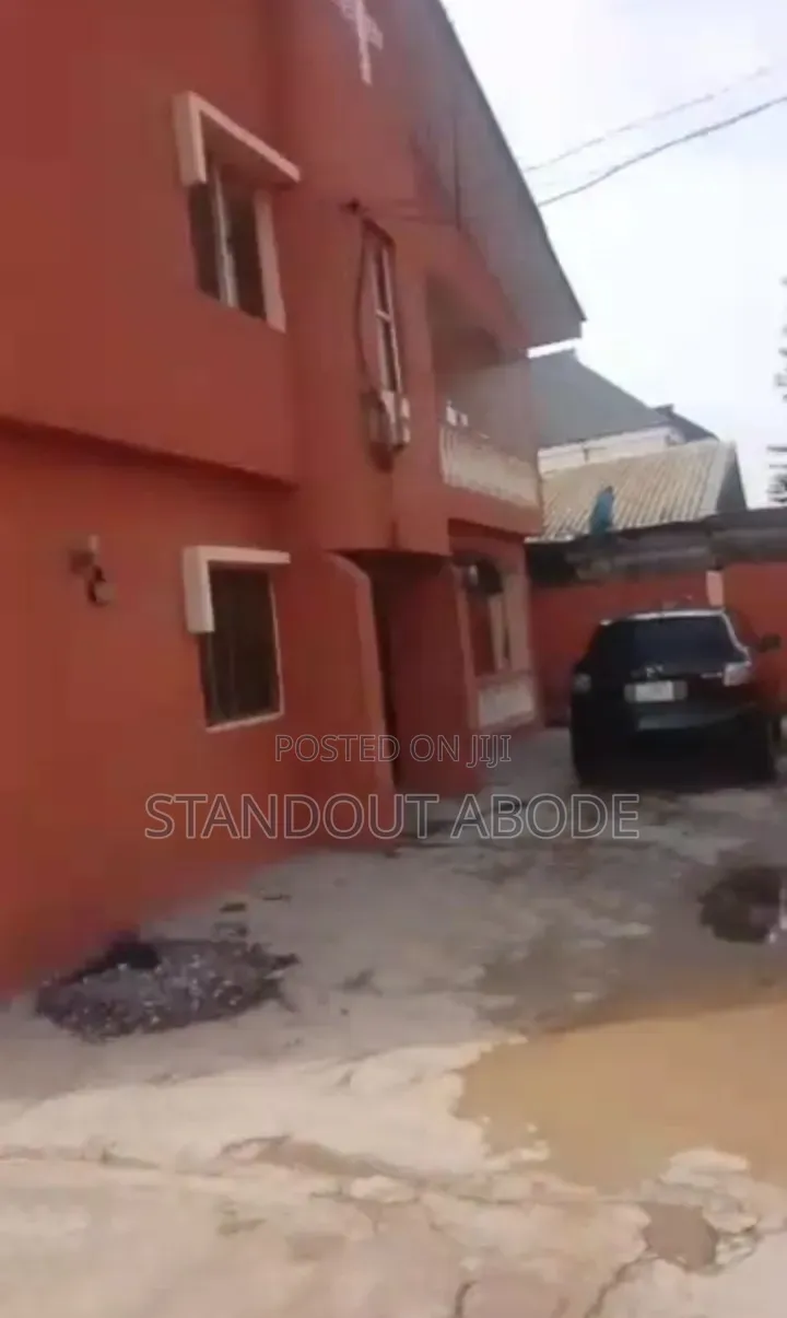 3bdrm Block of Flats in Good Location, Ijegun for sale in Ijegun