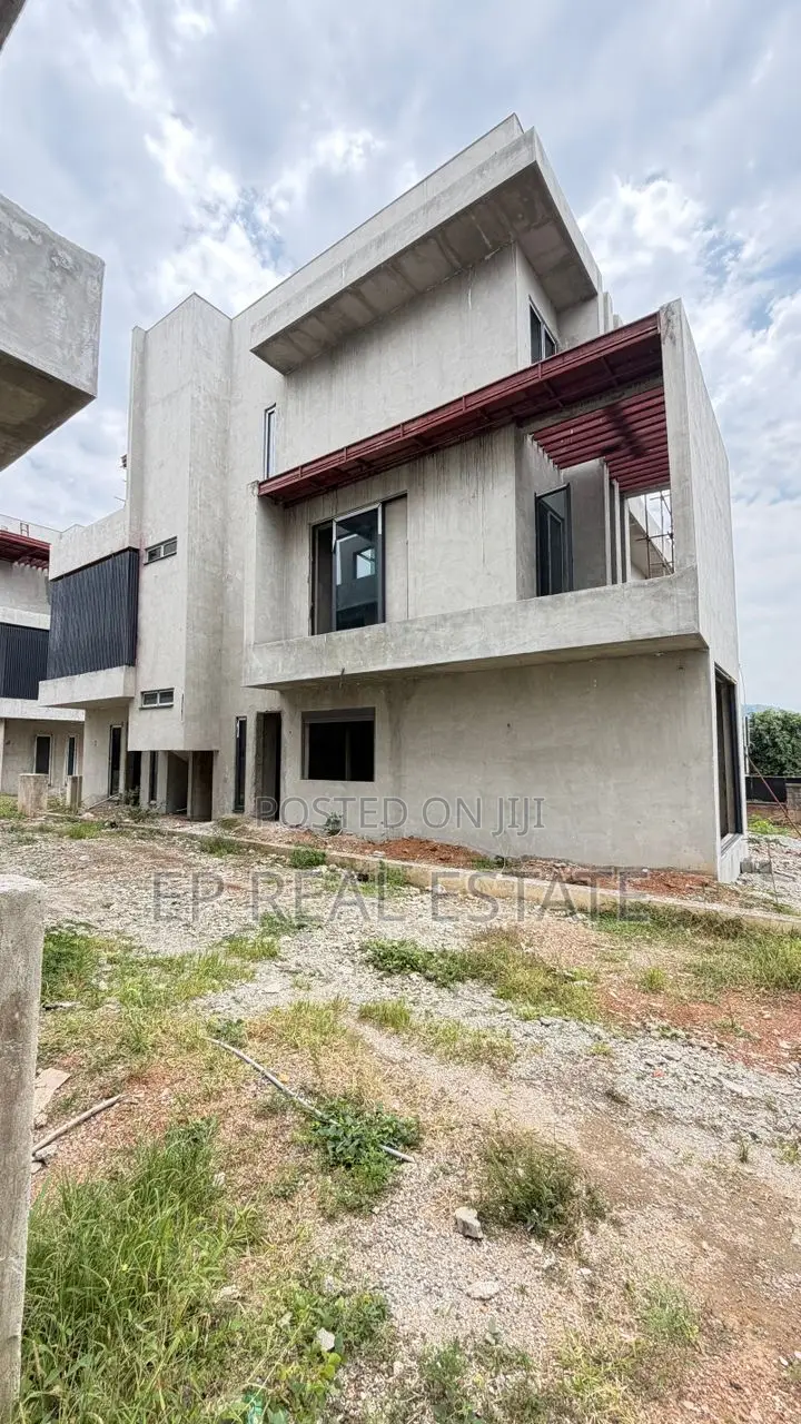 5bdrm Villa in Maitama for sale in Maitama