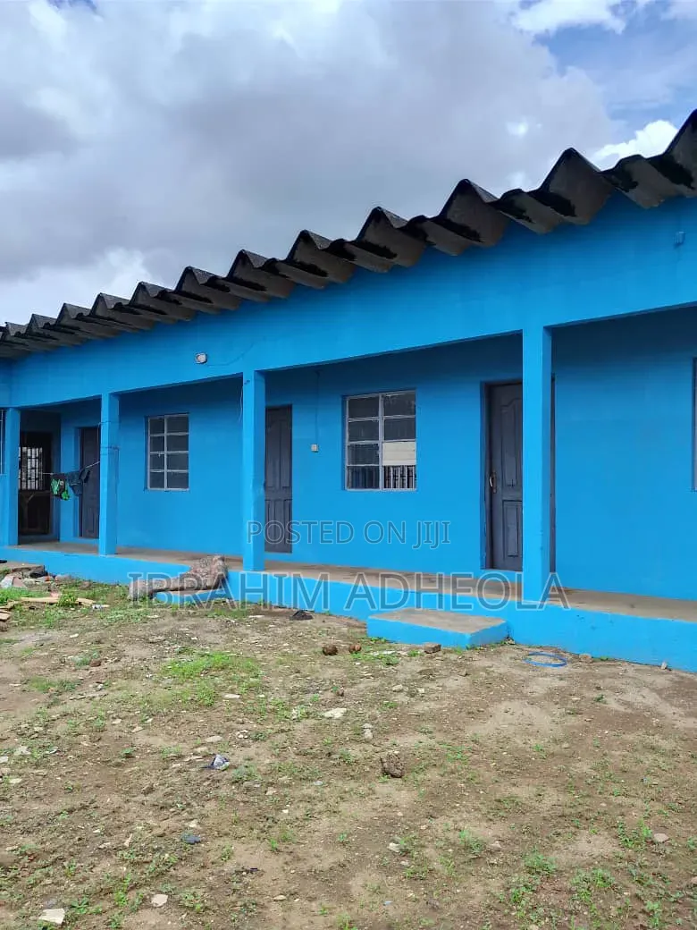 Lease
Locat 
Mini Warehouse Space Suitable for Production, Storage E in Egbeda