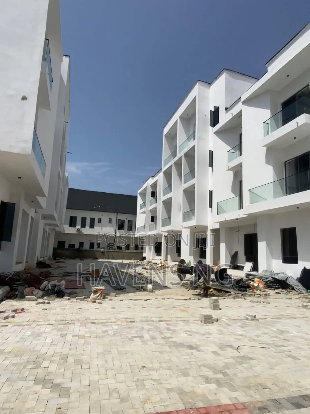 2bdrm Apartment in Ikota for sale in Ikota