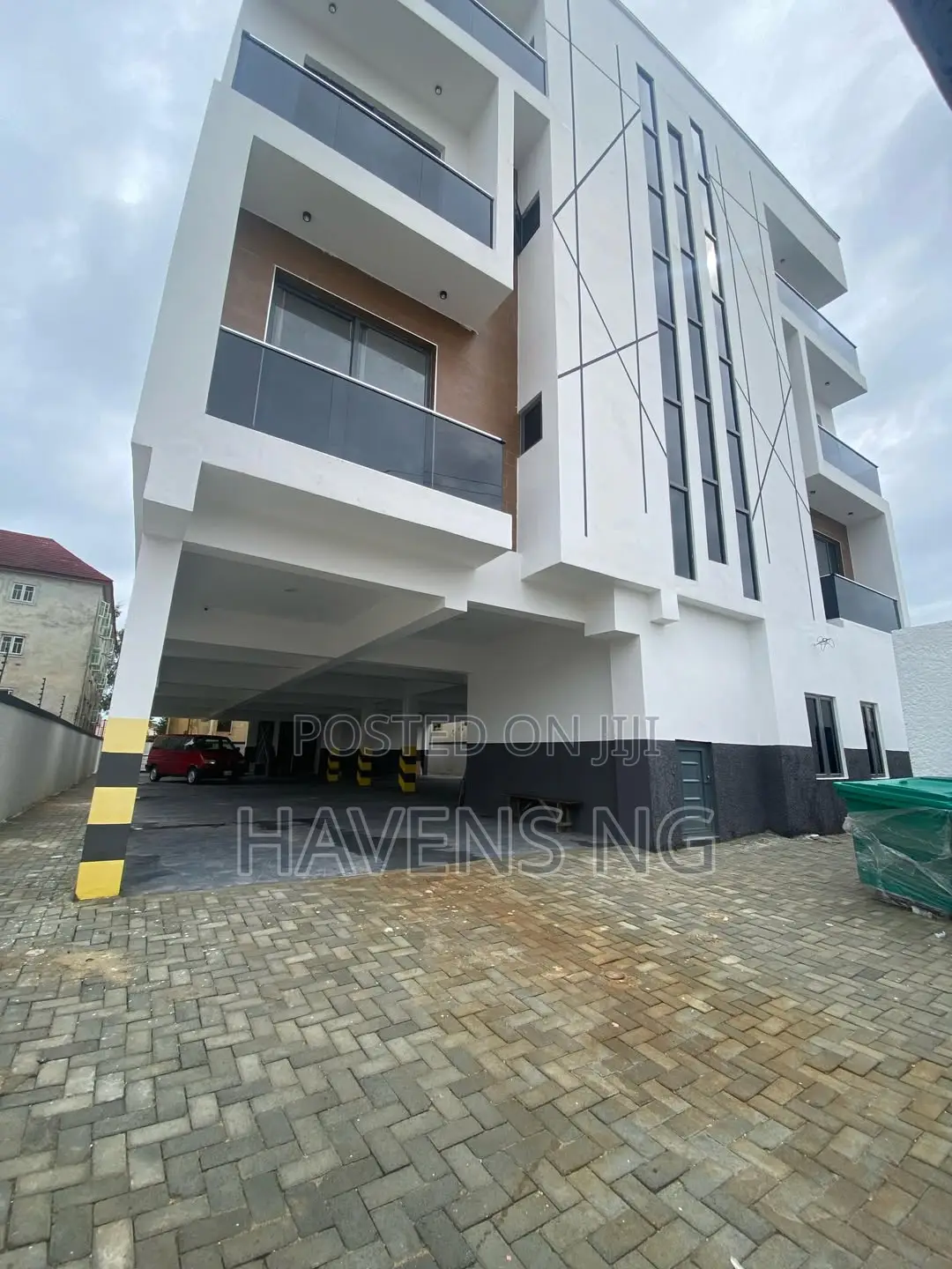 2bdrm Apartment in Lekki Phase 2 for sale in Lekki Phase 2