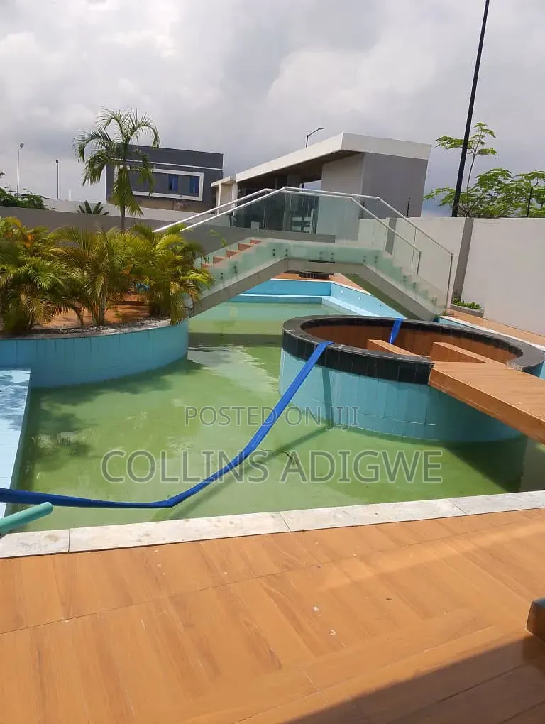 4bdrm Duplex in Service Estate for sale in Abraham Adesanya Estate