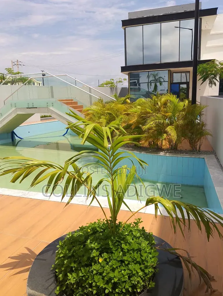 4bdrm Duplex in Service Estate for sale in Abraham Adesanya Estate