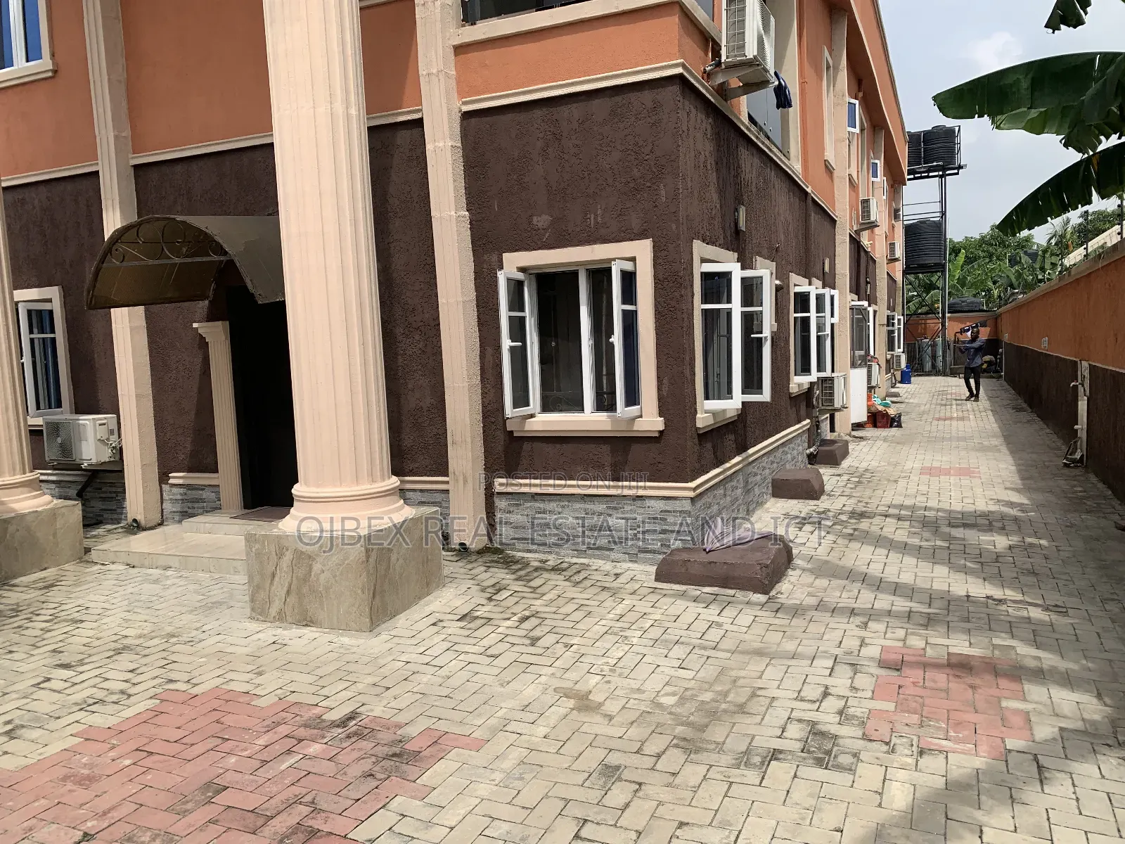 Furnished 3bdrm Block of Flats in Abijo Victory Villa, Ajah for sale in Ajah