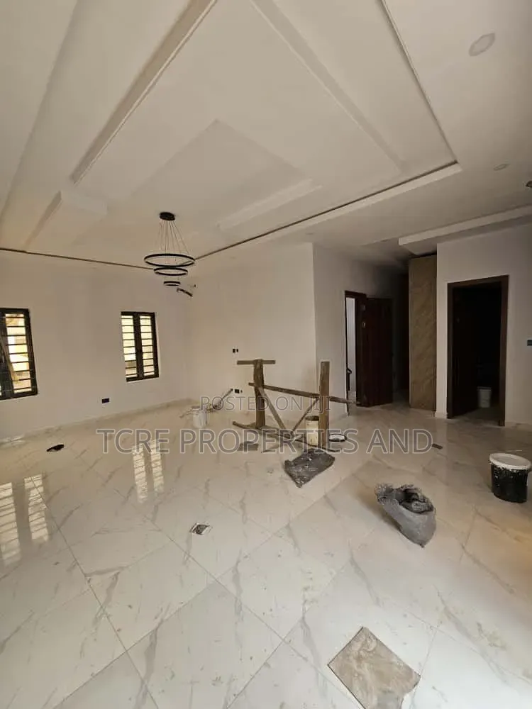 Furnished 4bdrm Duplex in Oregun for sale in Oregun