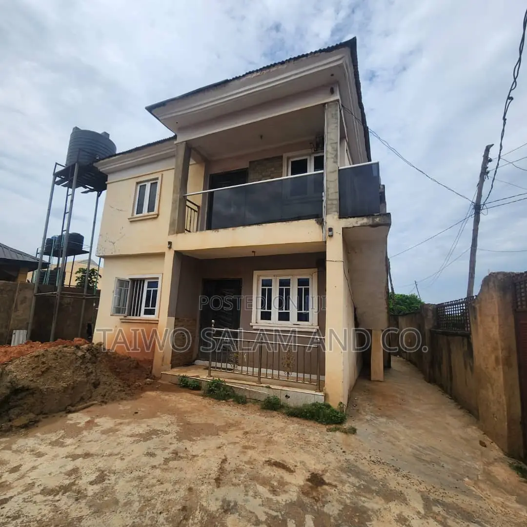 2bdrm Block of Flats in Akobo for sale in Akobo