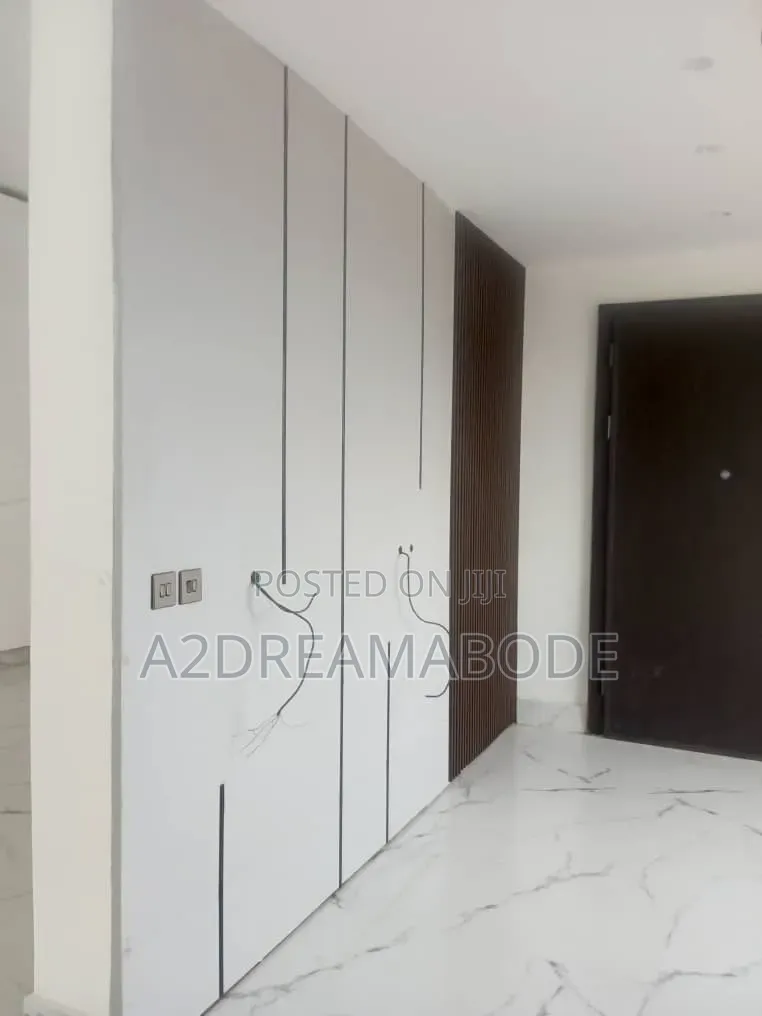 4bdrm Maisonette in By Banana Island for sale in Banana Island