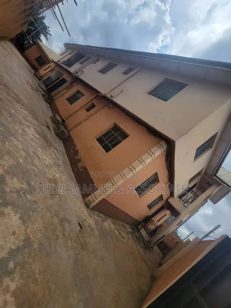 Furnished 3bdrm Block of Flats in Ayobo for sale in Ayobo