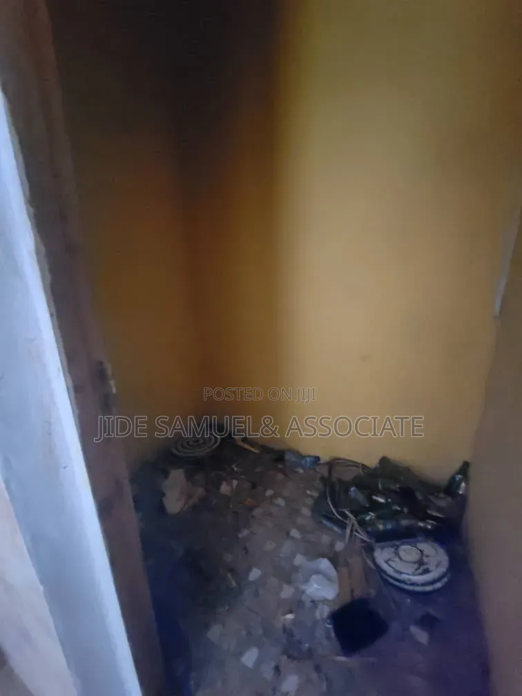 Furnished 3bdrm Block of Flats in Ayobo for sale in Ayobo