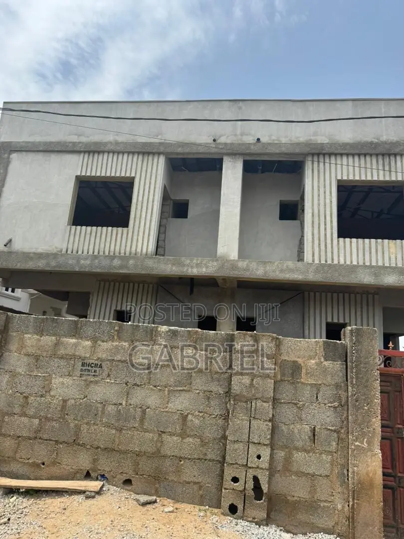 4bdrm Duplex in Mountain View Estate, Dawaki for sale in Dawaki