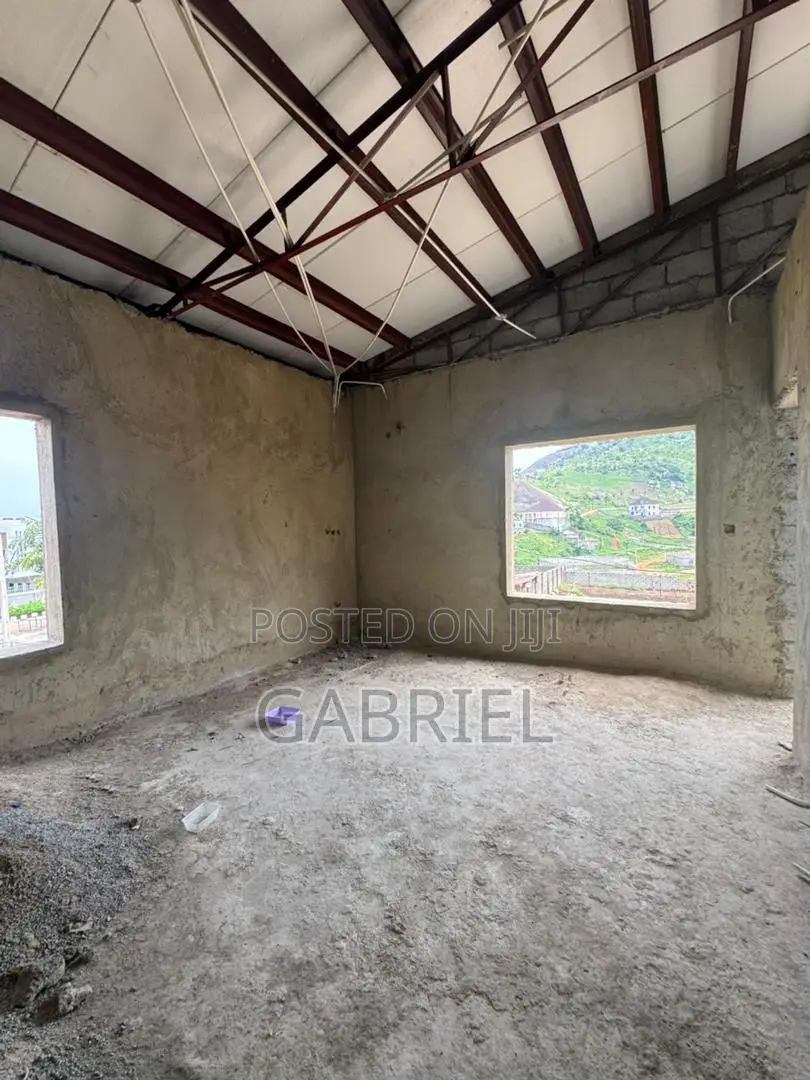 4bdrm Duplex in Mountain View Estate, Dawaki for sale in Dawaki