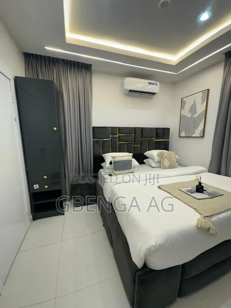 Furnished 2bdrm Apartment in Maben Condominium, Chevron for rent in Chevron