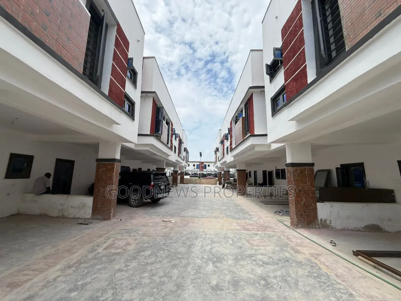 4bdrm Duplex in Orchid Lekki Lagos, Ikota for sale in Ikota