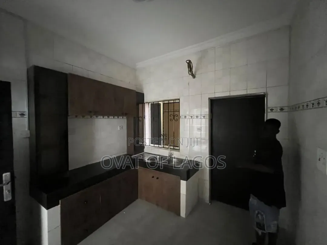 2bdrm Apartment in Oniru, 1004 for rent in 1004