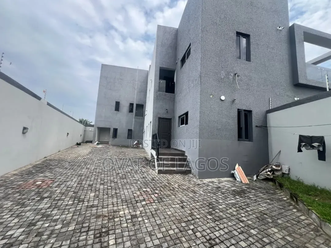 3bdrm Duplex in Lekki Scheme 2 for rent in Lekki Phase 2