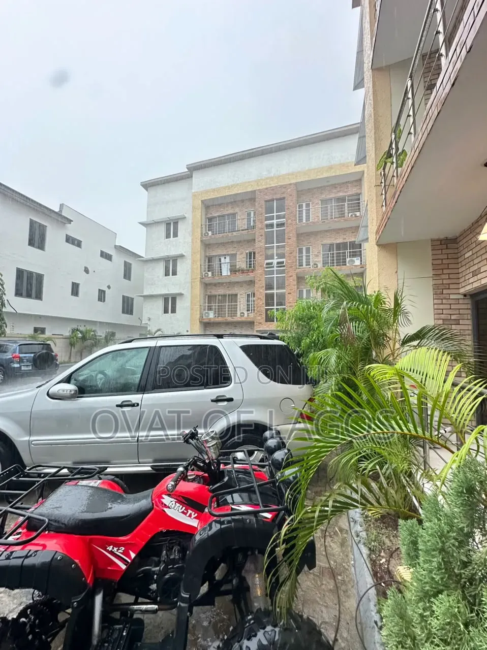 Furnished 3bdrm Apartment in Oniru Vi, 1004 for sale in 1004