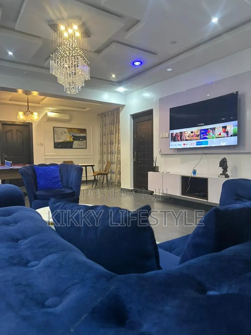 Beals Suites in Adeola Odeku