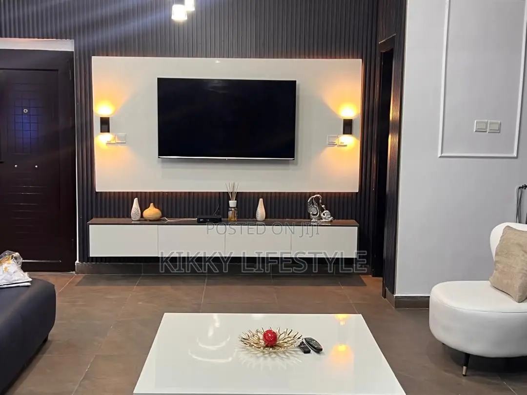 Royal Ocean View Penthouse in Adeola Odeku