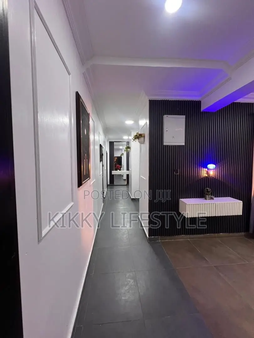 Royal Ocean View Penthouse in Adeola Odeku