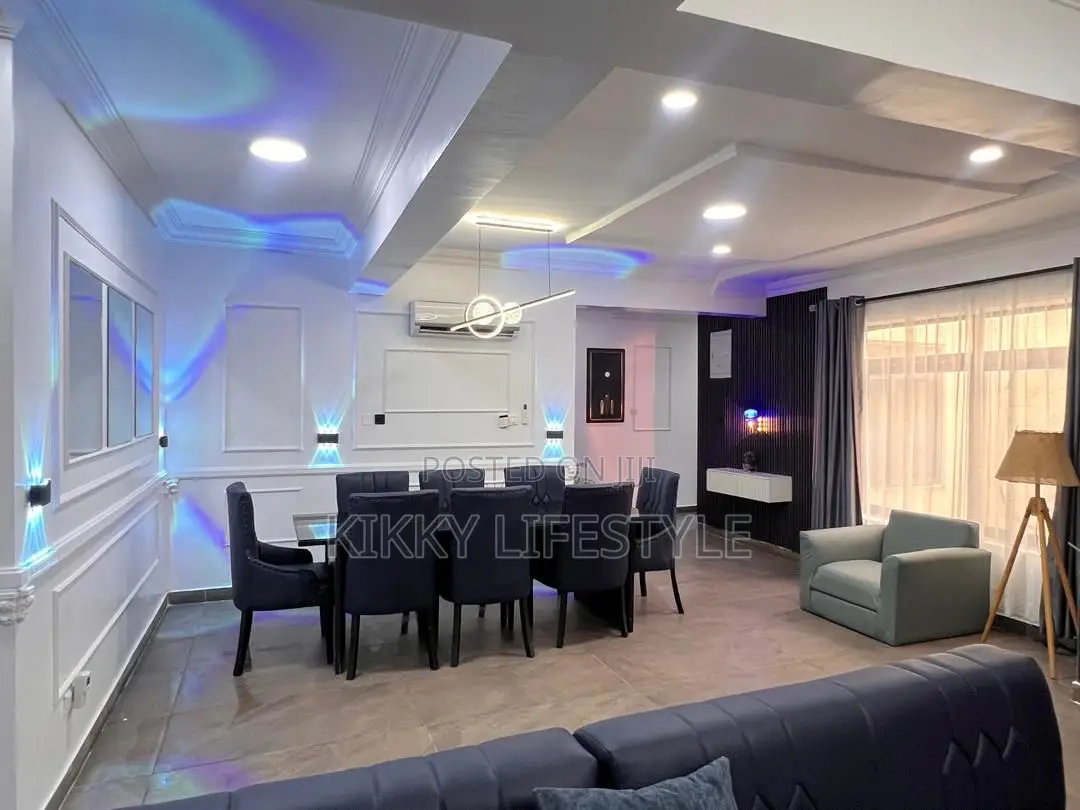 Royal Ocean View Penthouse in Adeola Odeku