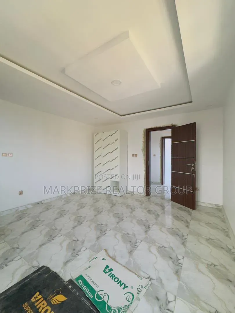 4bdrm Duplex in Gbagada Lagos for sale in New Garage / Gbagada
