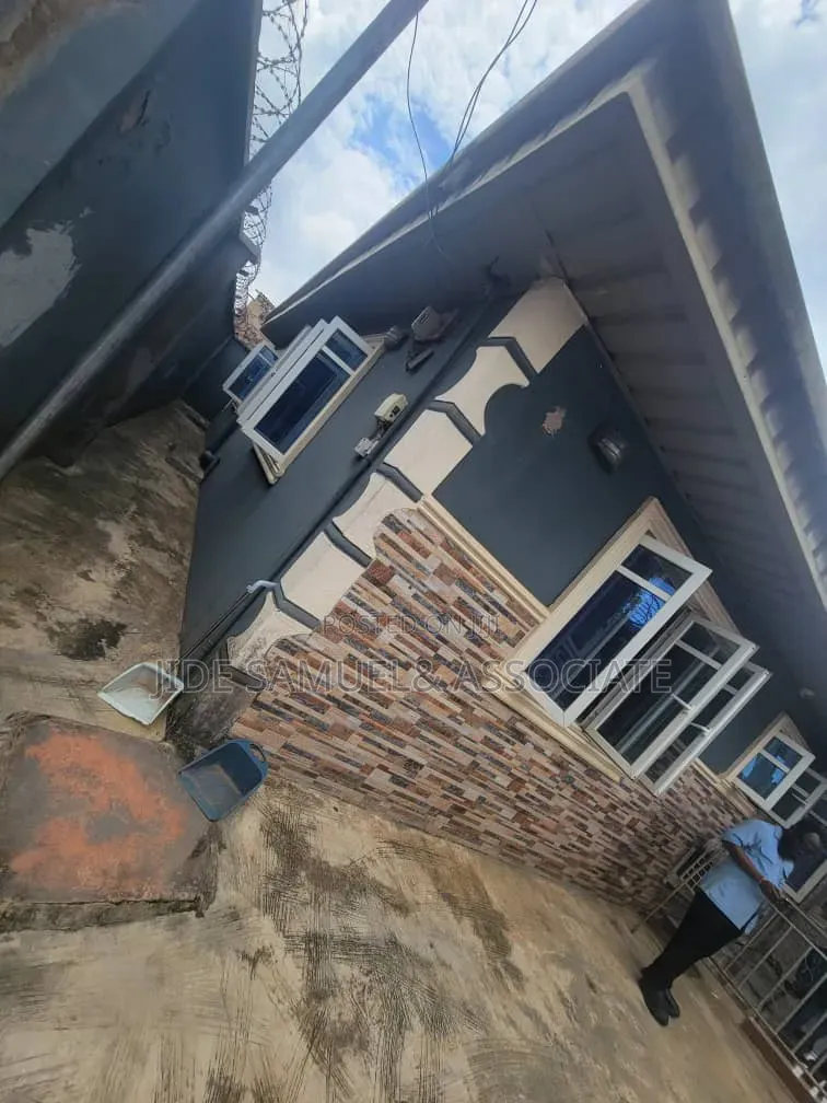 Furnished 4bdrm Bungalow in Ayobo for sale in Ayobo