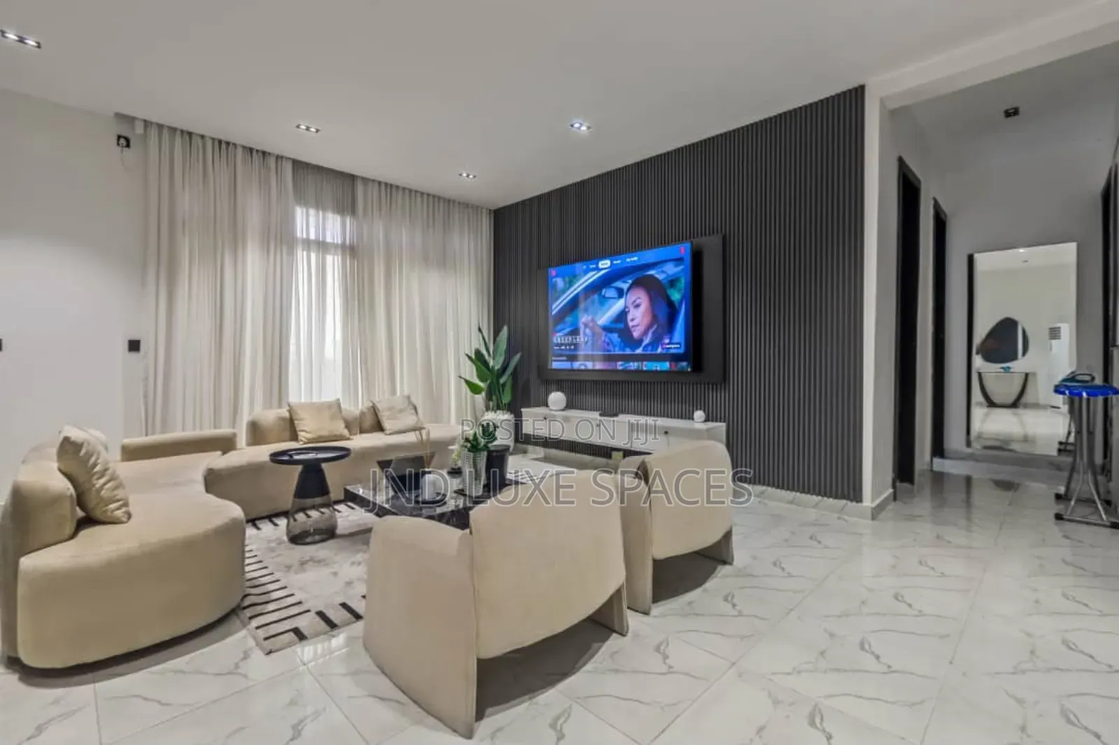 Furnished 3bdrm Penthouse in Lekki Phase 1 for sale in Lekki Phase 1
