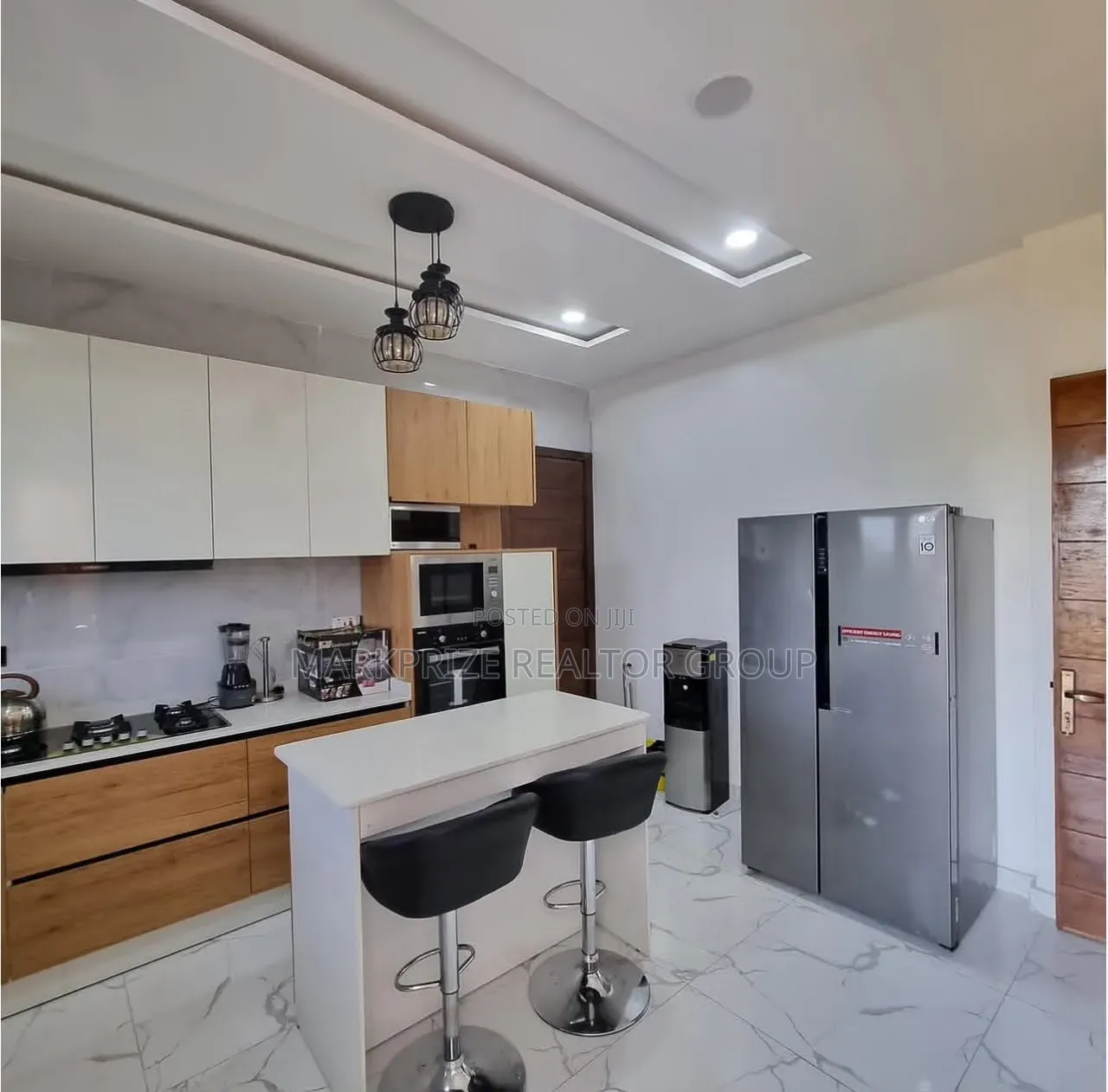 3bdrm Apartment in Ikoyi Lagos for rent in Ikoyi S.W