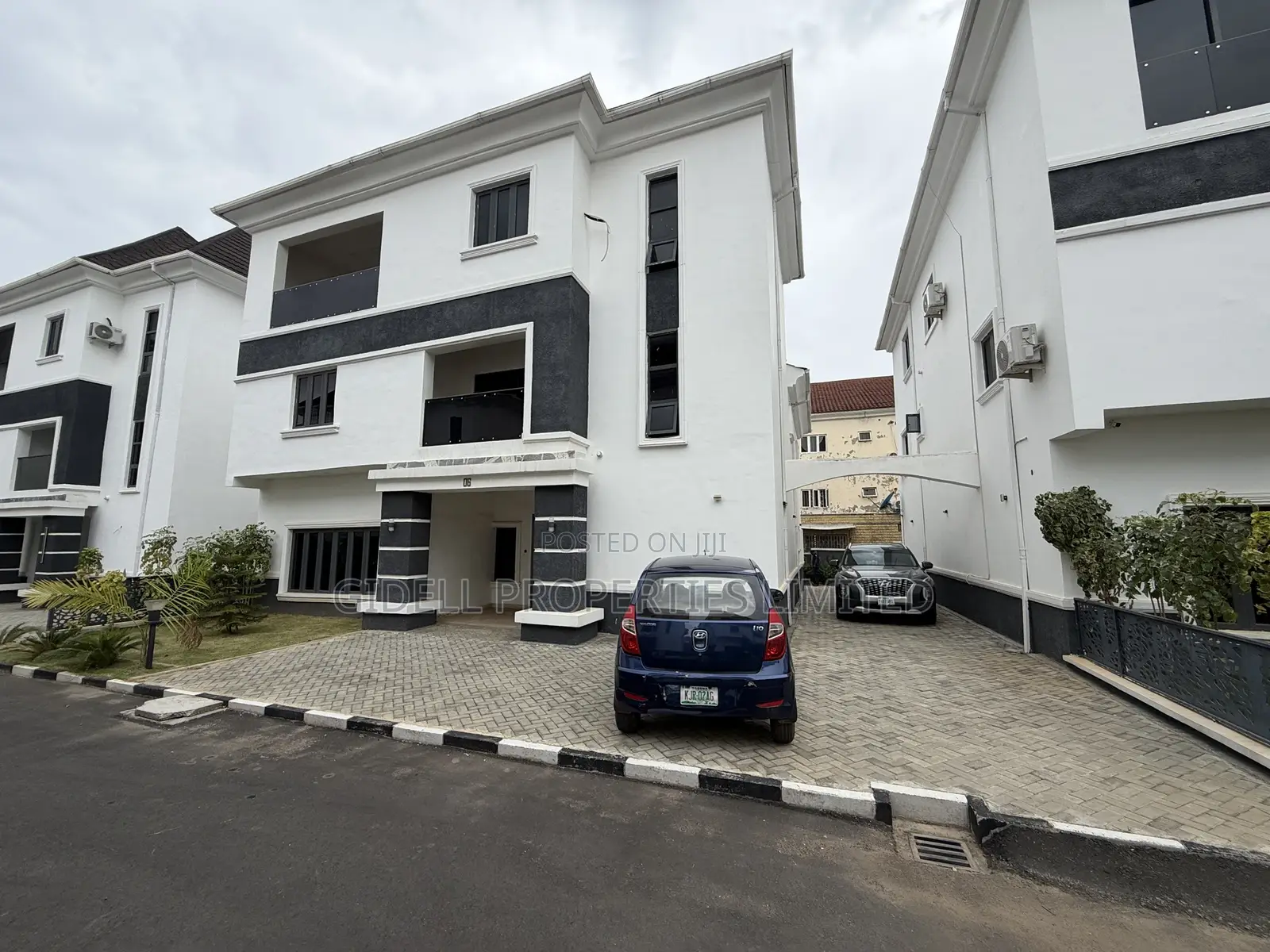 4bdrm Duplex in Katampe Extension for sale in Katampe Extension