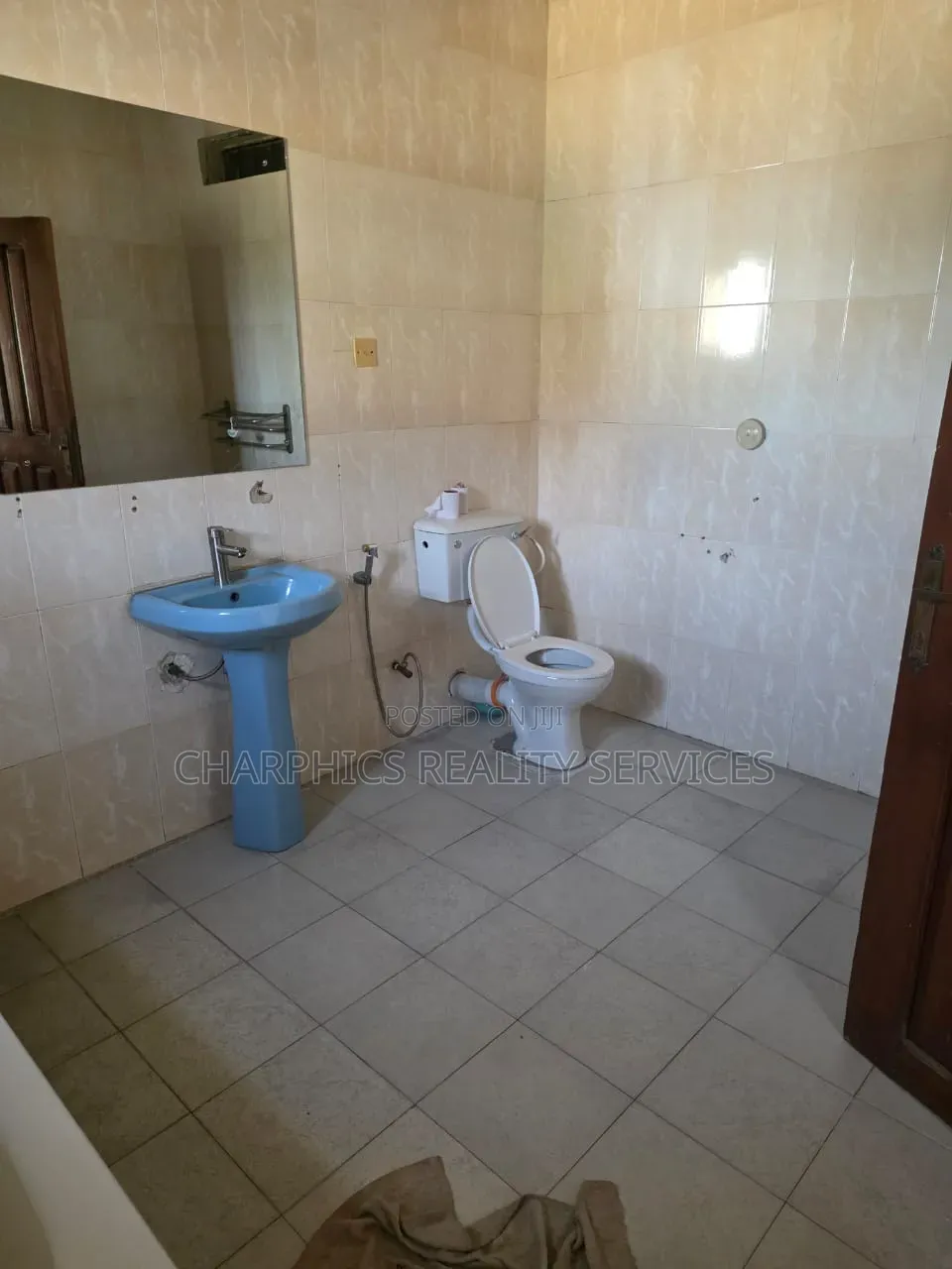 3bdrm Apartment in Ikeja GRA for rent in Ikeja GRA