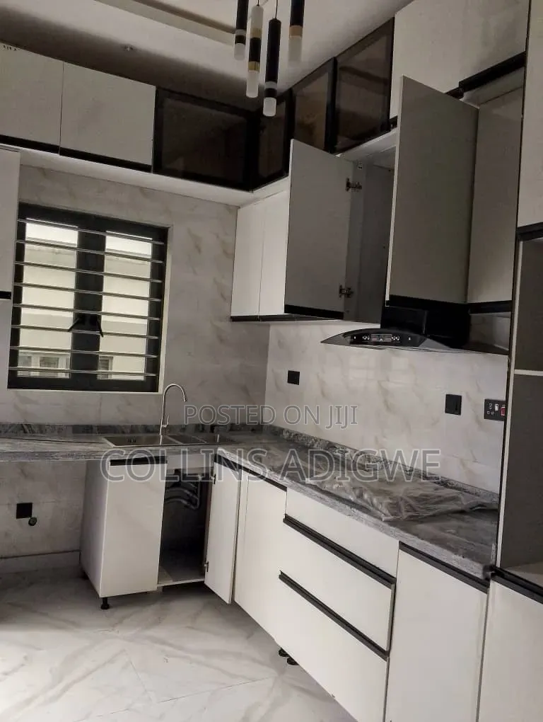 2bdrm Apartment in Adesanya Ajah for sale in Abraham Adesanya Estate