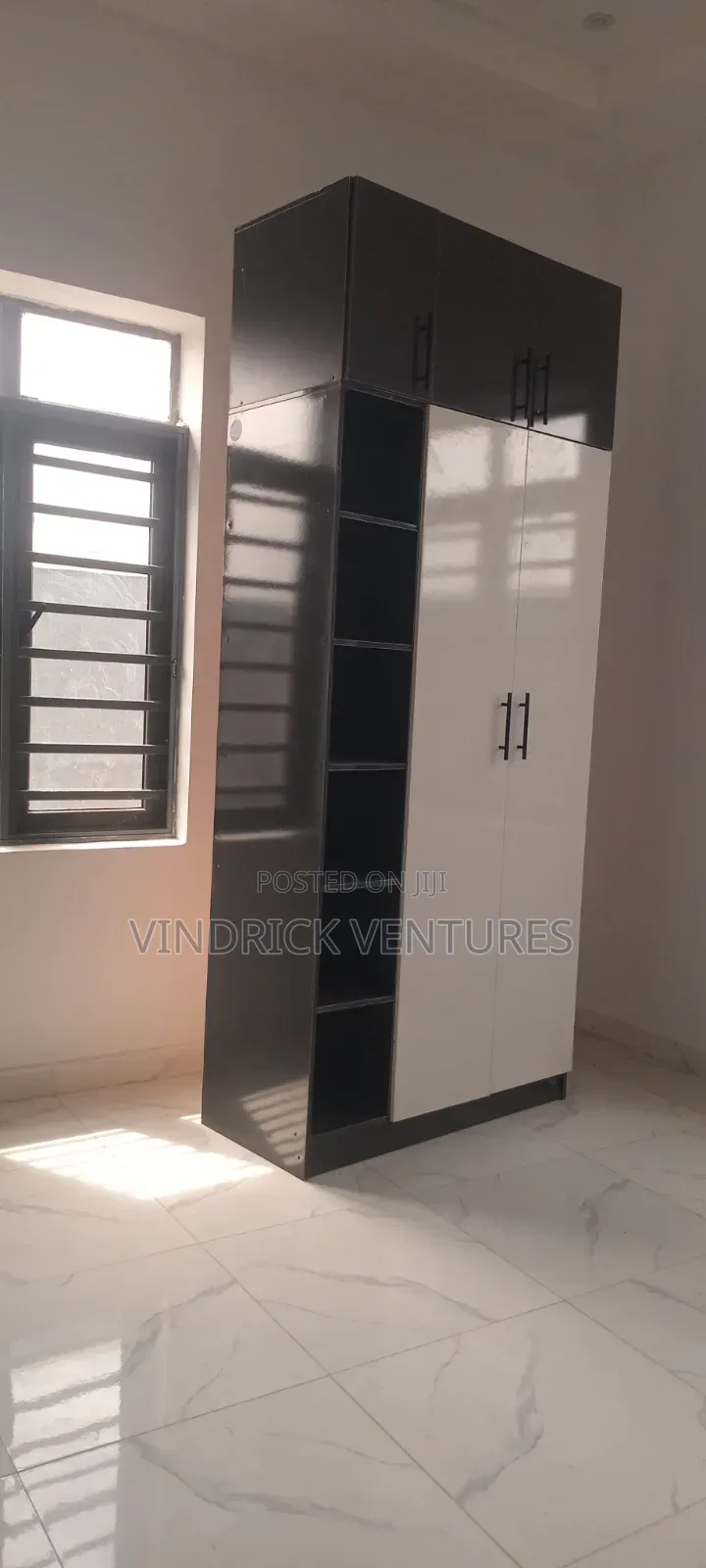 2bdrm Apartment in Lekki Scheme2 Estate for sale in Off Lekki-Epe Expressway
